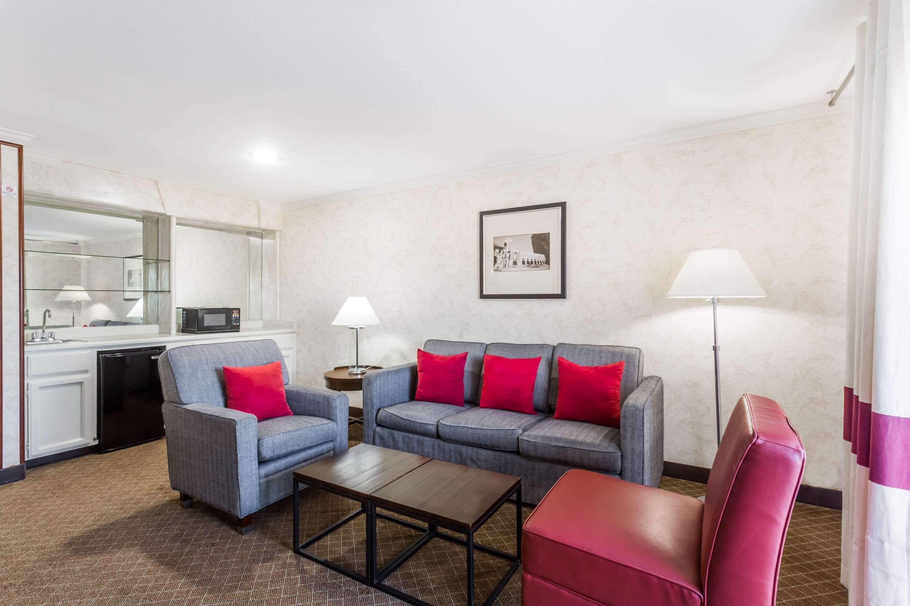 Wyndham Garden Silicon Valley San Jose Exterior photo